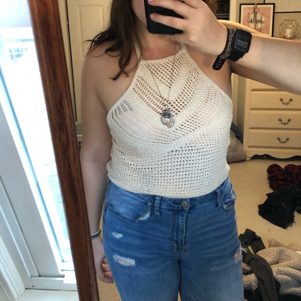 Tie halter top